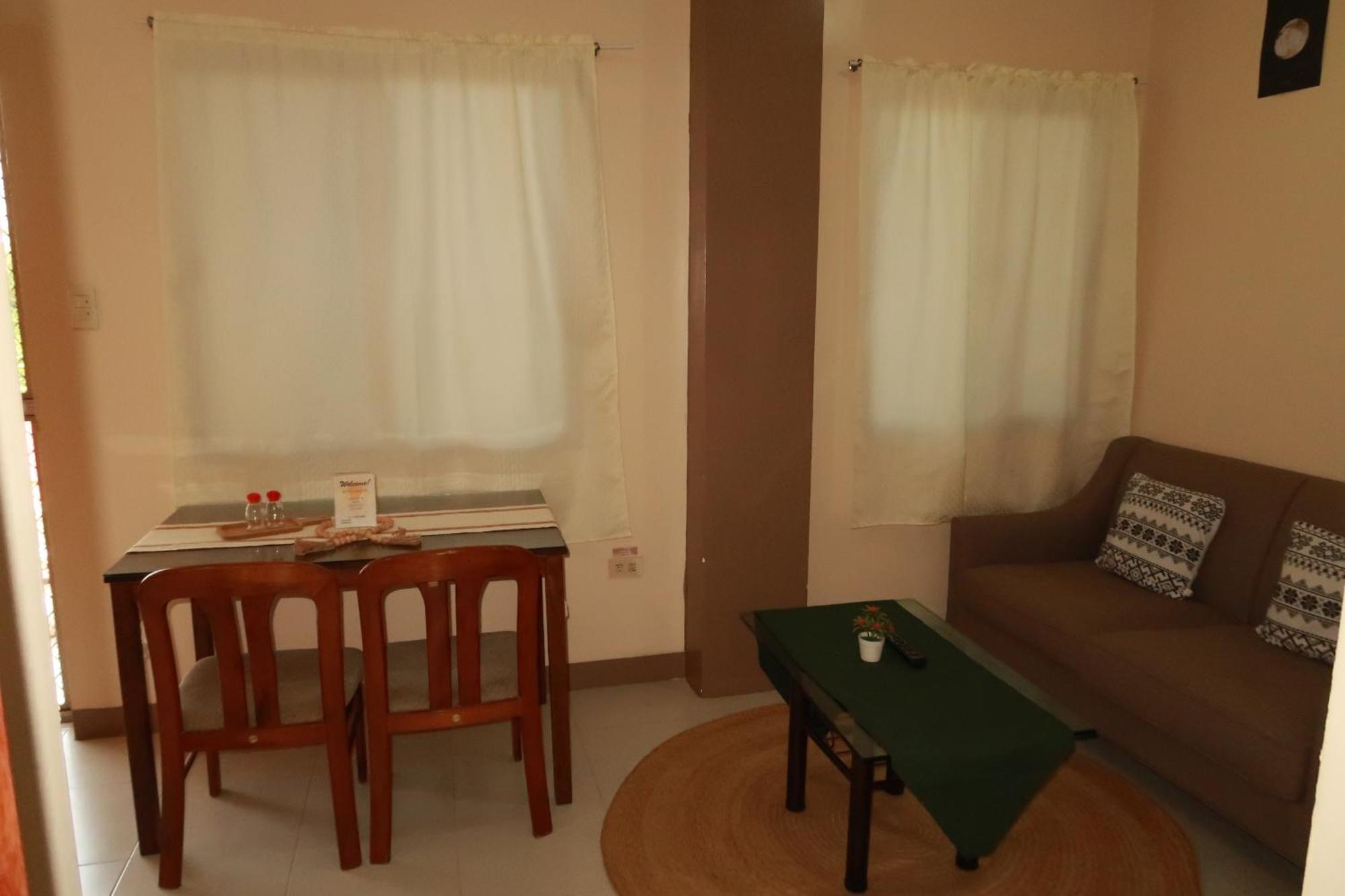 Hotel Jo-Cris Apartelle Lapu-Lapu City Zewnętrze zdjęcie